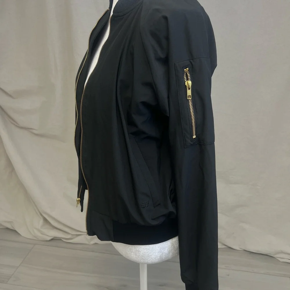 Alibon Fit Women’s Black Bomber Jacket Sz M Gold Zipper Athleisure Retro Travel - Picture 5 of 9